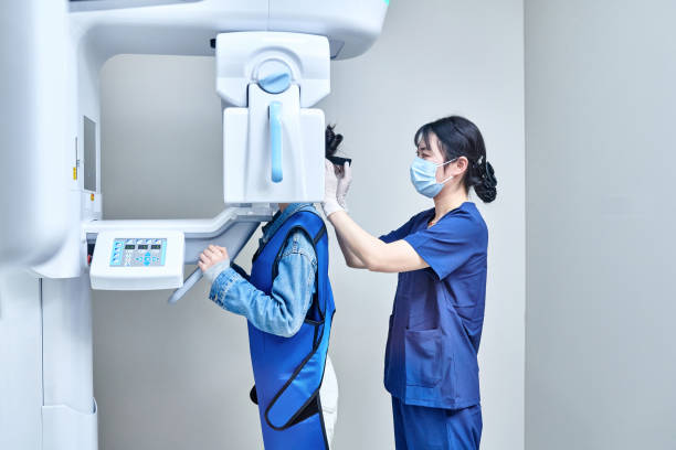 Best Pediatric Emergency Dentist in Manche North Shore, CA