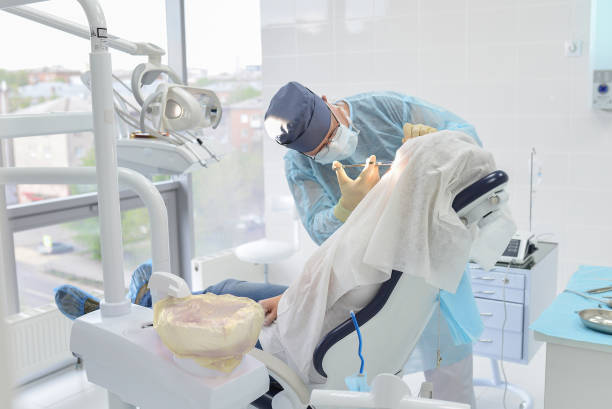 Best Weekend Emergency Dentist in Manche North Shore, CA